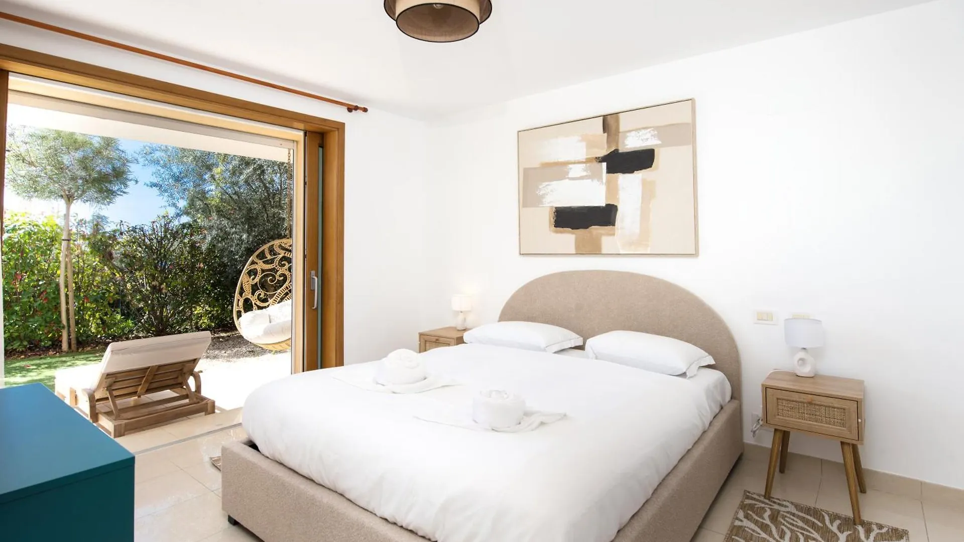 Magnifique Villa Vue Mer - Piscine - Parkings - Dg Cap-d'Ail 0*,  France