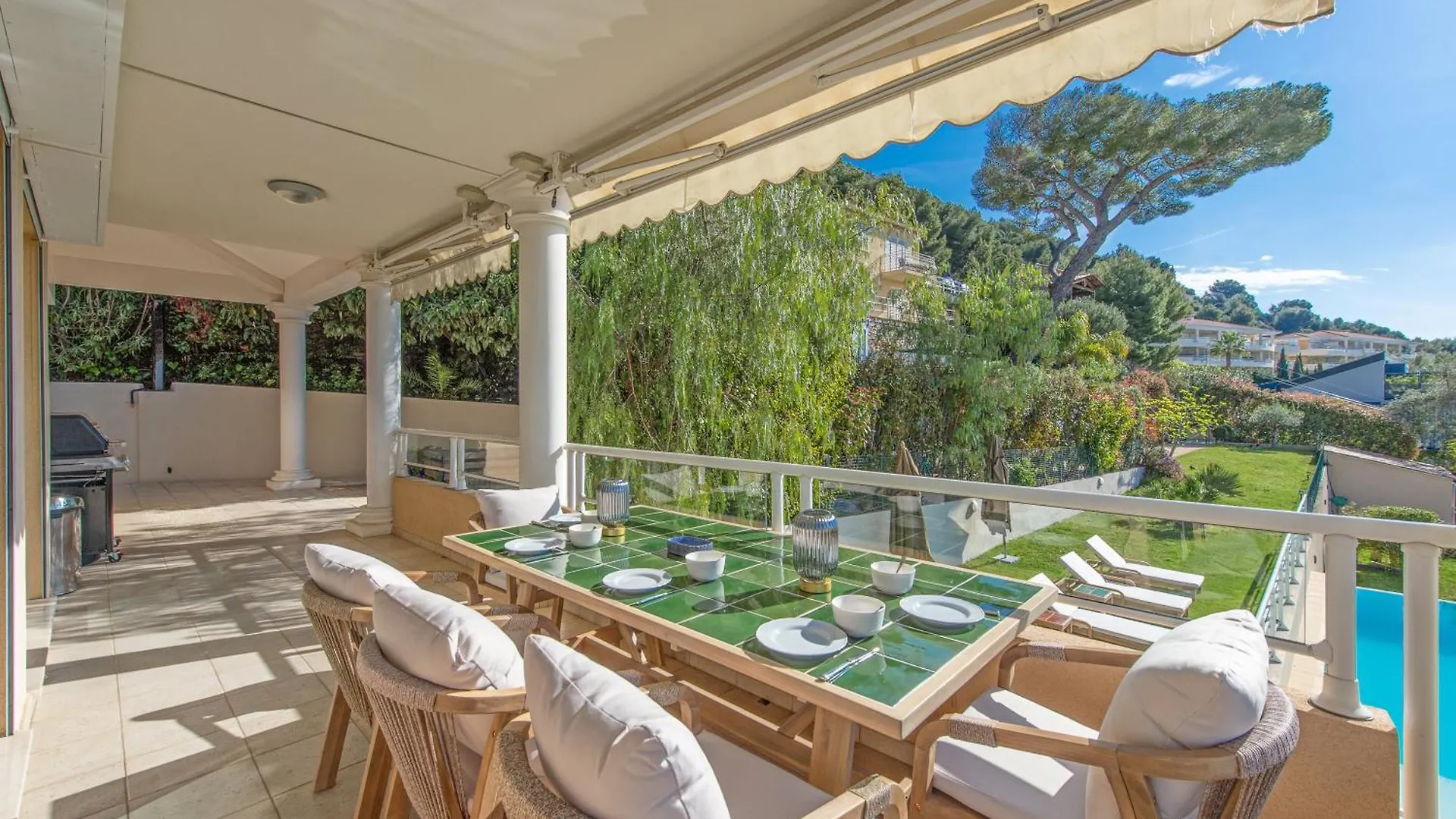 Magnifique Villa Vue Mer - Piscine - Parkings - Dg Cap-d'Ail