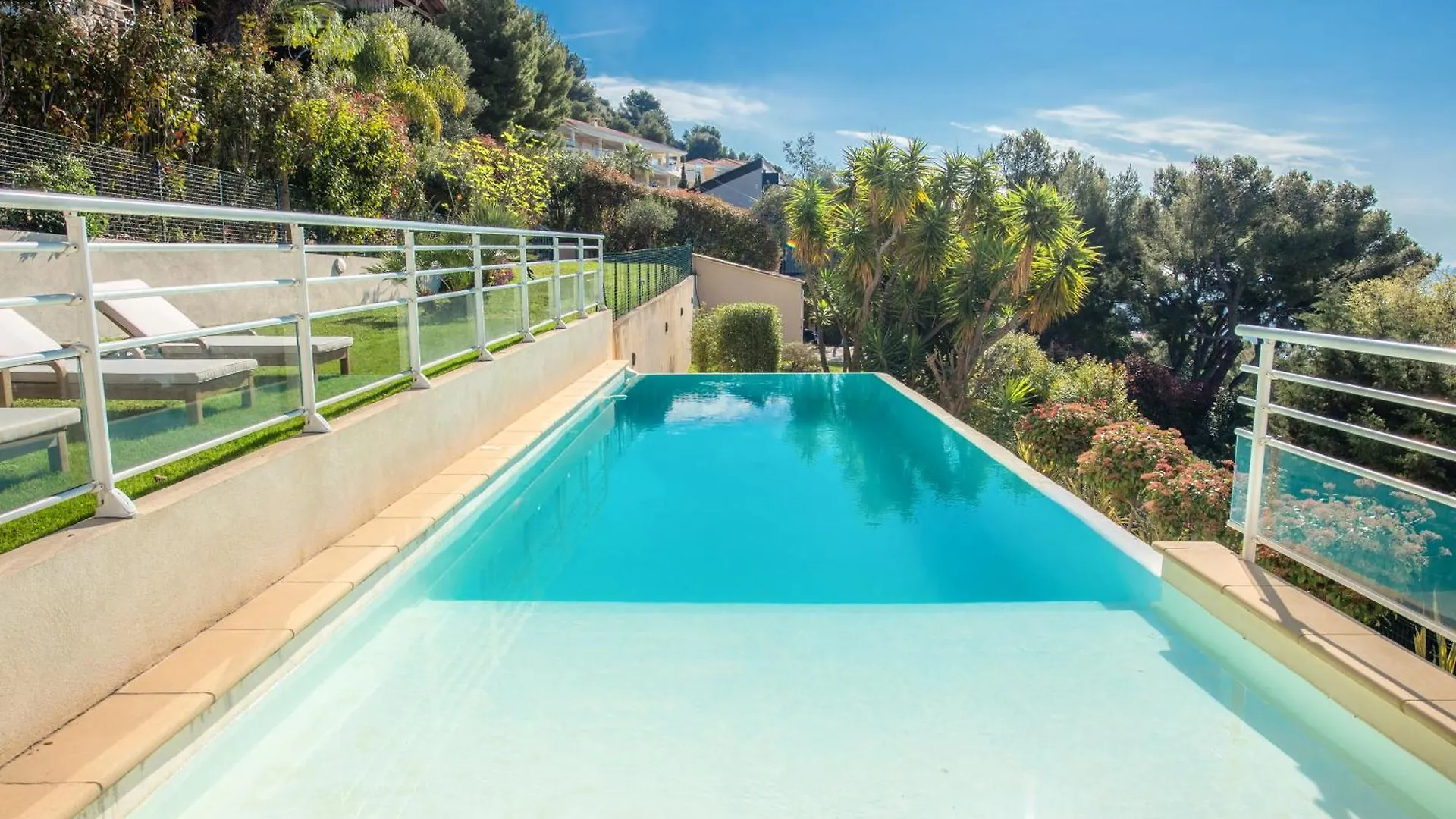Magnifique Villa Vue Mer - Piscine - Parkings - Dg Cap-d'Ail France