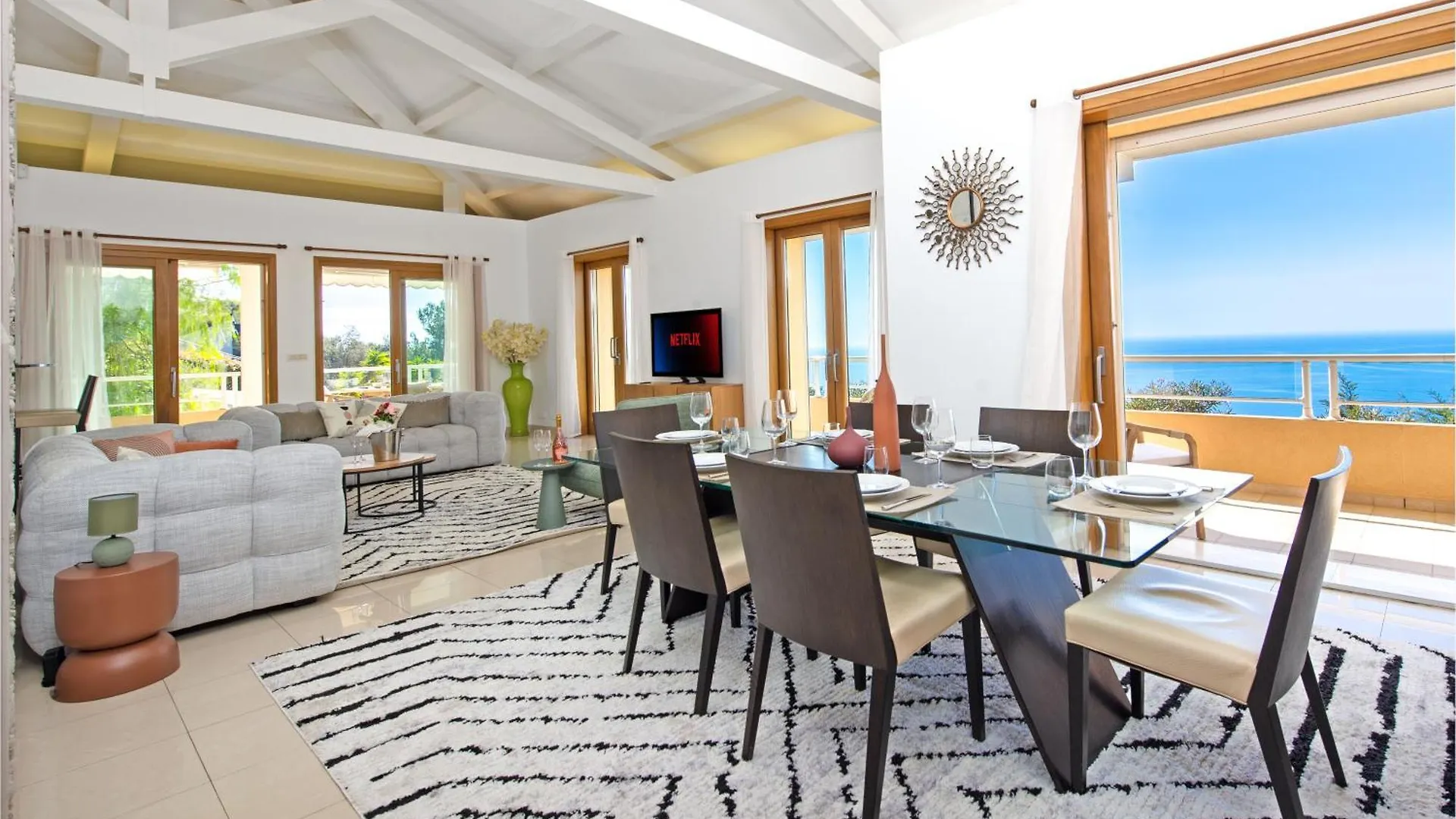 Magnifique Villa Vue Mer - Piscine - Parkings - Dg Cap-d'Ail